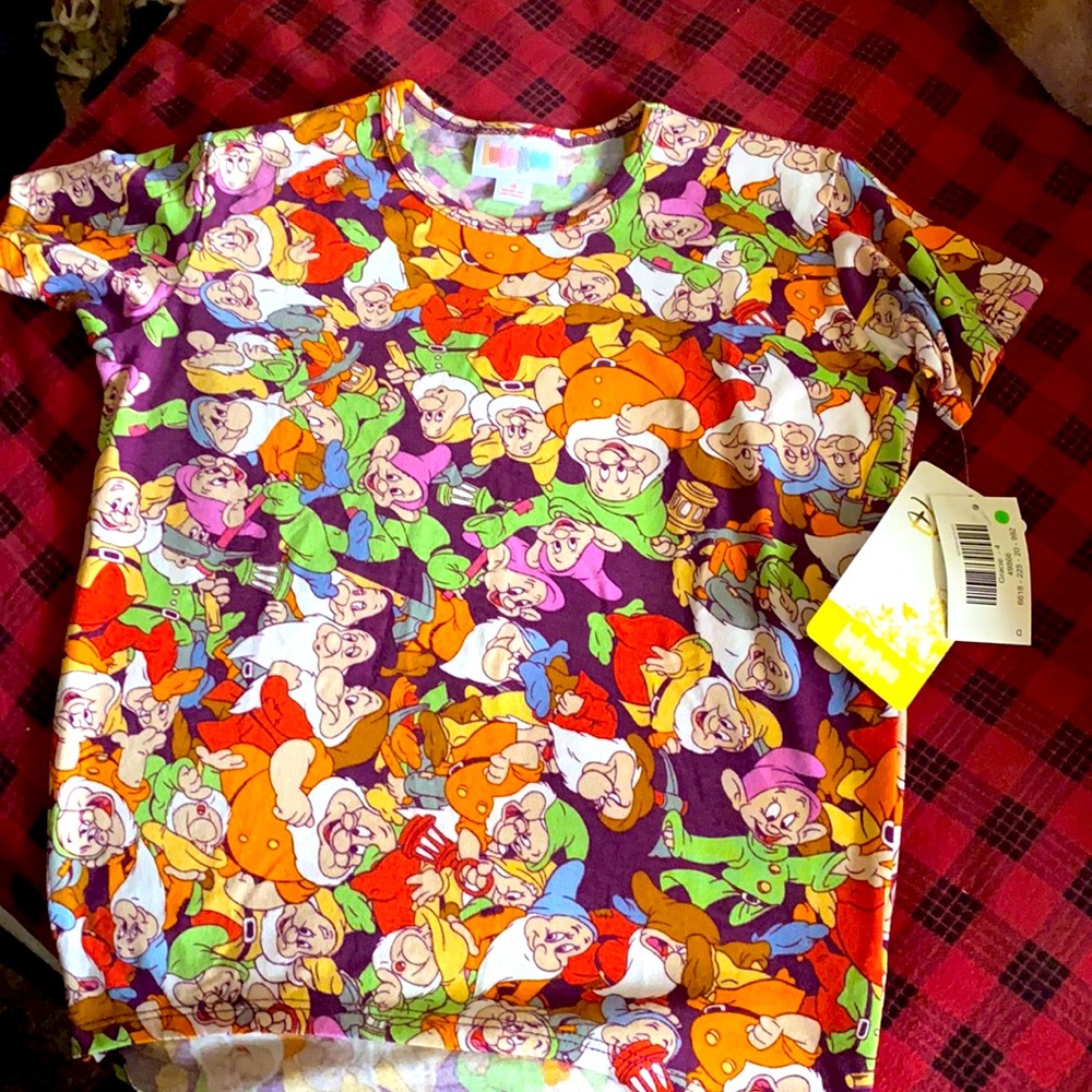 Brand new with tags.  LuLaRoe Snow White Gracie